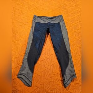 Lululemon Denim Look Capri Leggings Size 6